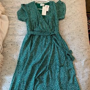 Sienna Sky Dresses - Green Wrap Dress- never worn Sienna Sky Dresses - Green Wrap Dress- never worn